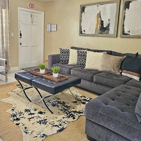 Glam 2 Bedroom Apartment Close To Nsu In Cooper City Dış mekan fotoğraf