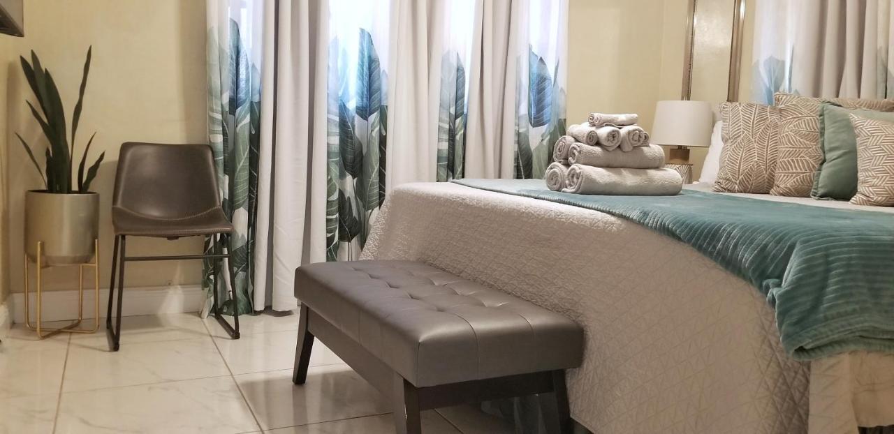 Glam 2 Bedroom Apartment Close To Nsu In Cooper City Dış mekan fotoğraf
